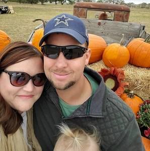 Meet your Posher, Leslie